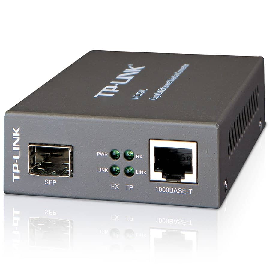 Media Filter TP-Link MC220L, 1000Mbps RJ45 to 1000Mbps SFP slot supporting MiniGBIC modules,  switching power adapter, chassis mountable